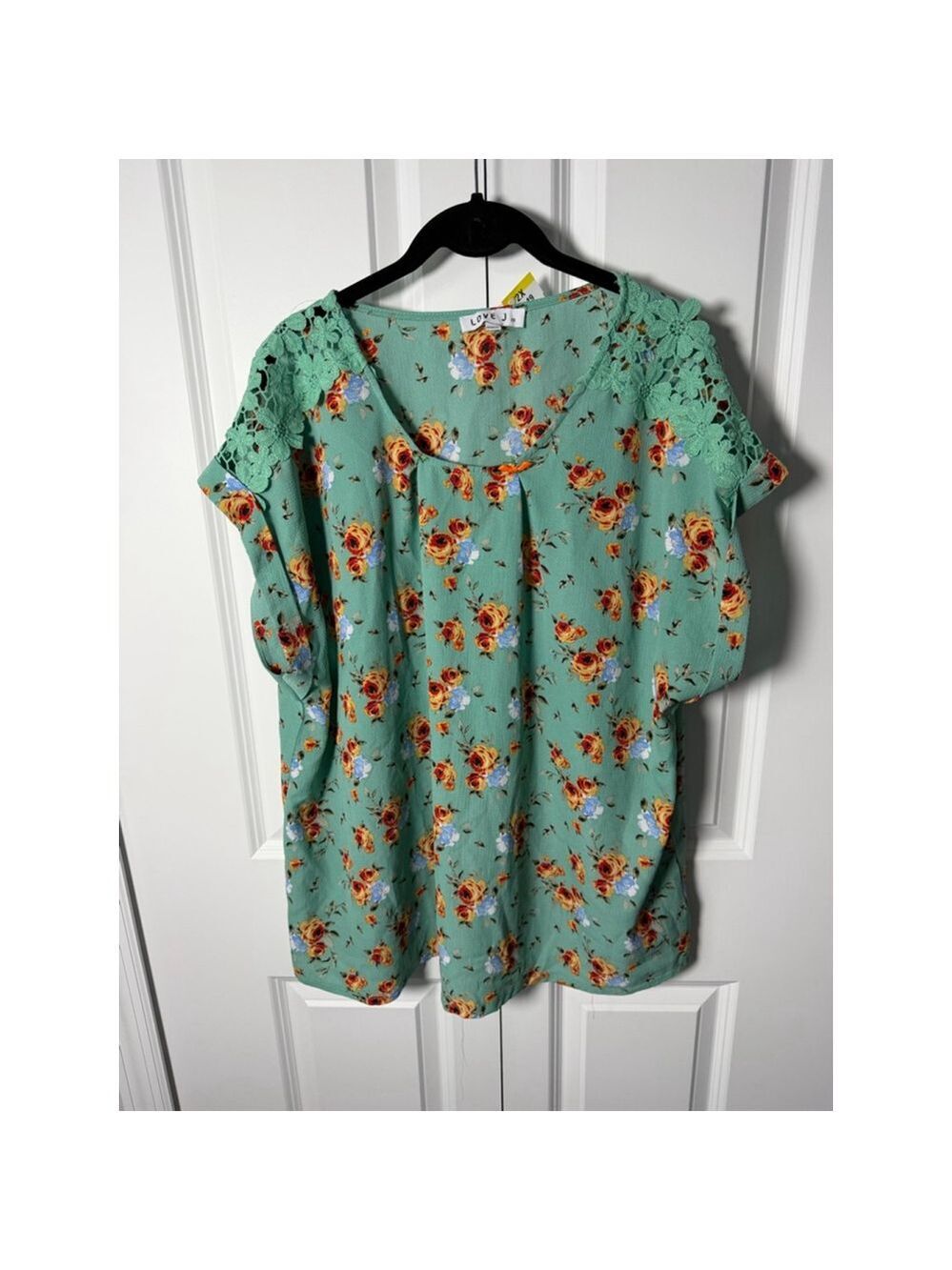LOVE J Green Floral Blouse with Crochet Sleeves 2X